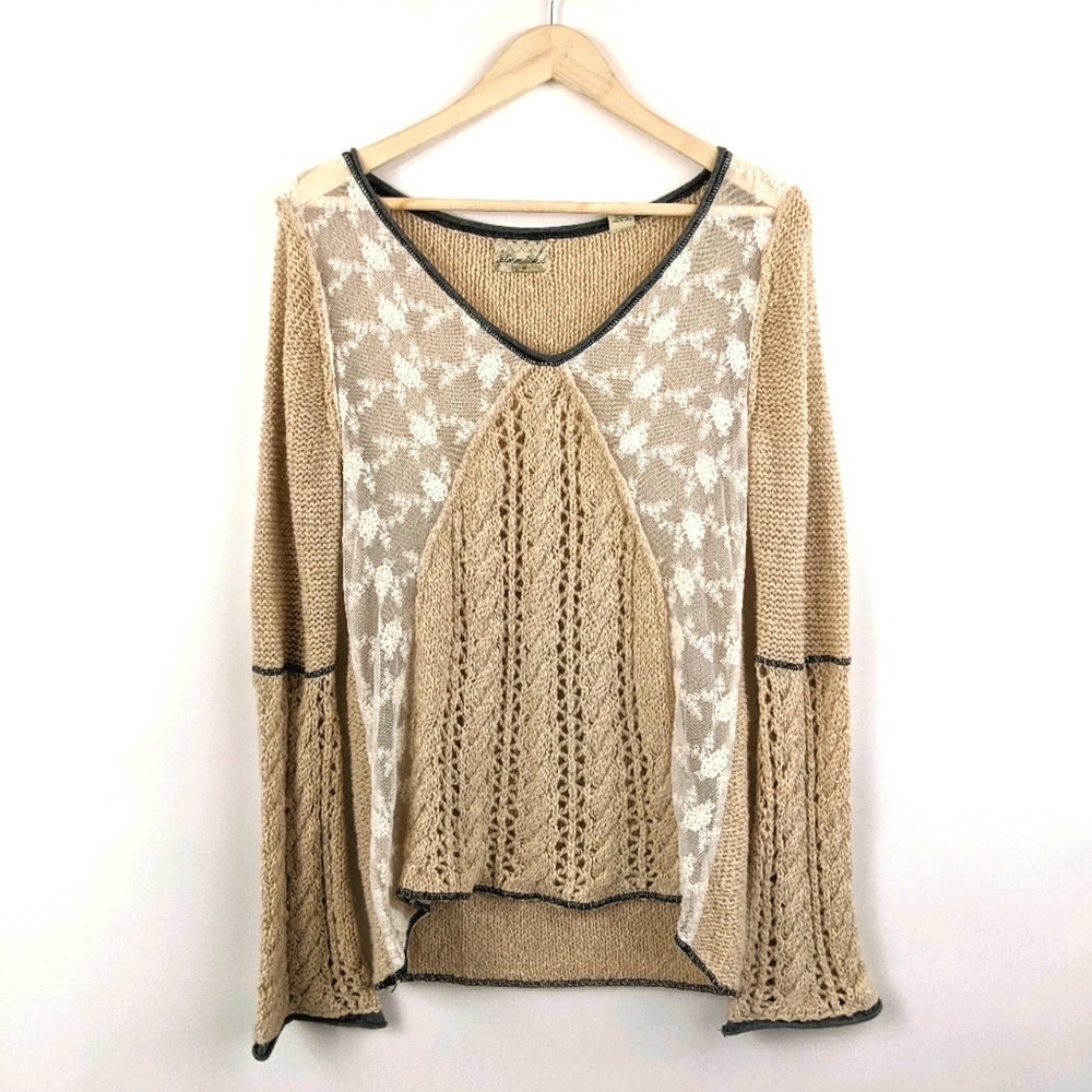 *Gimmicks* Lace & Knit Sweater